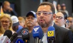 Candidato Ecarri constata inmensa cantidad de venezolanos votando en las presidenciales