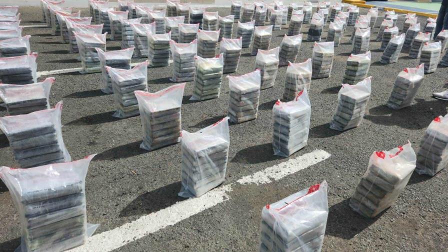 Ocupan más de una tonelada de droga en costas de la provincia La Altagracia