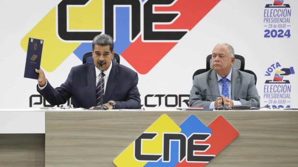 Maduro denuncia intento de golpe de Estado; fiscal inculpa a opositora en jaqueo