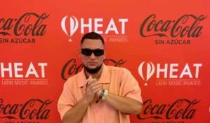 Keicel RD se presenta en Premios Heat 2024