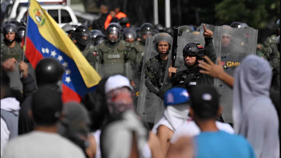 Reelección de Maduro desata protestas en Venezuela y crisis diplomática