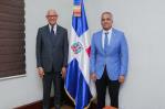 Joel Santos juramenta al nuevo rector del ITSC Joel Santos juramenta al nuevo rector del ITSC