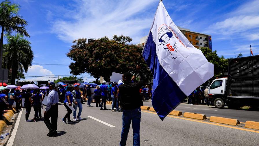 “Estamos convencidos de que la lucha es el camino”, dice ADP durante protesta