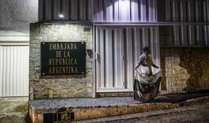 Diplomáticos argentinos abandonarán Venezuela el jueves y regresarán a su país vía España