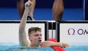 Marchand logra uno de los dobletes más audaces en la historia olímpica; Ledecky añade otro oro