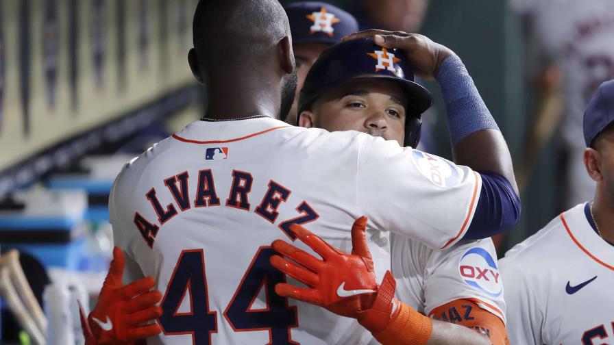 El dominicano Yainer Díaz dispara jonrón, pero los Piratas vencen 6-2 a los Astros