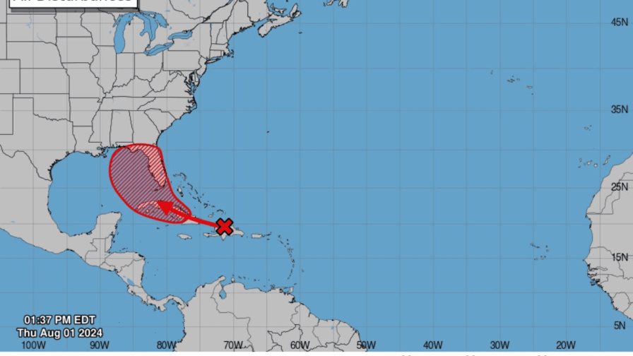 Elevan a 19 provincias en alerta por aguaceros de onda tropical