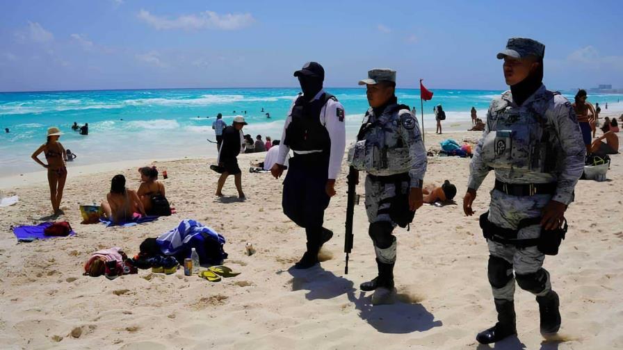 Asesinan a 4 personas en nueva ola de violencia en balneario mexicano de Cancún