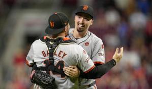 Blake Snell lanza su primer sin hit en la victoria de Gigantes ante Rojos