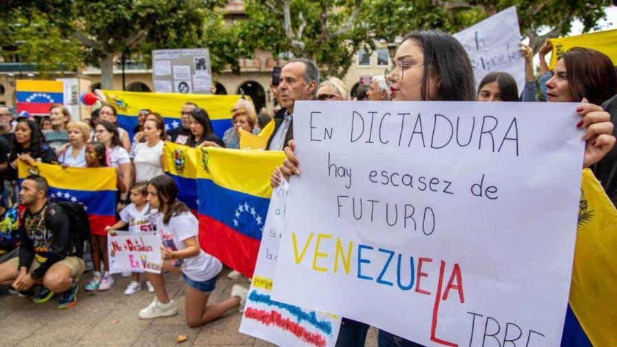 Miedo, llanto y resiliencia en Venezuela en víspera de manifestación contra Maduro