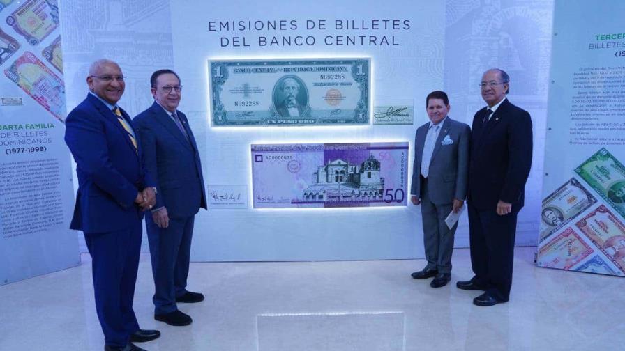 Realizan exposición "Emisiones de billetes del Banco Central de la República Dominicana"