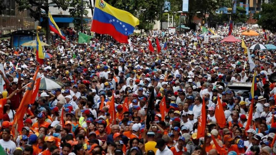 Gobierno y oposición miden fuerzas en Caracas en medio de la incertidumbre que impera tras elección