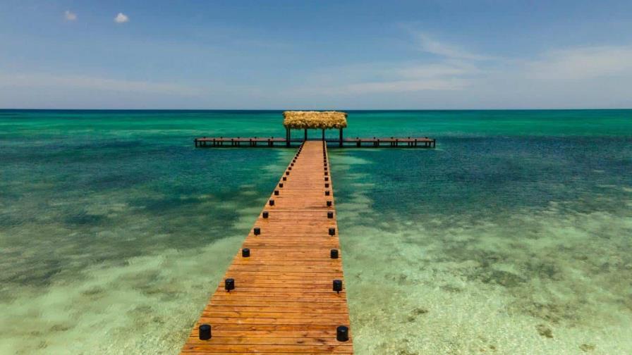 Autoridades inauguran muelle pesquero en Cabo Rojo