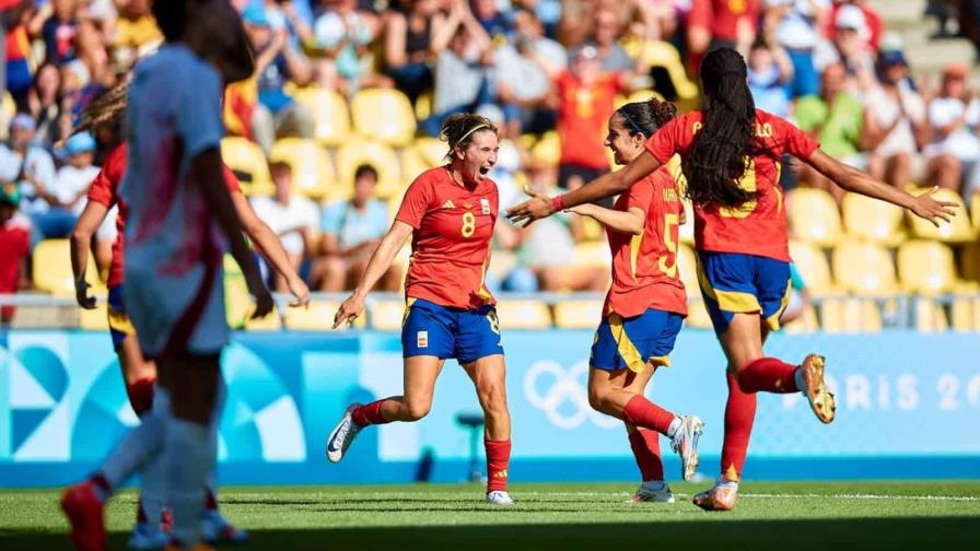 Victoria de España sobre Serbia asegura el primer lugar del Grupo A en el Juego Olímpico