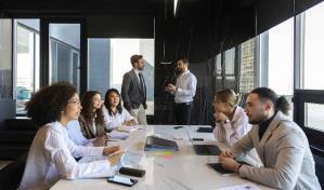 Cómo identificar a los trepas en la oficina