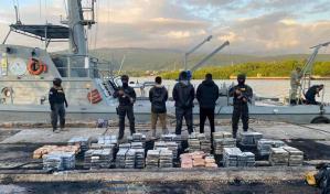 Ocupan 625 paquetes de cocaína y marihuana en Barahona y apresan a tres hombres