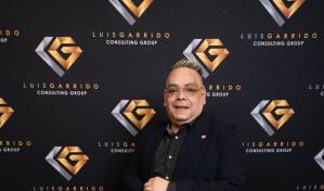 Luis Garrido Palacios fusiona negocios con pasión literaria