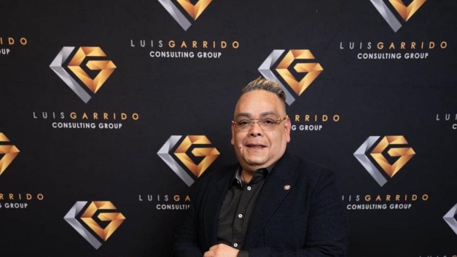 Luis Garrido Palacios fusiona negocios con pasión literaria