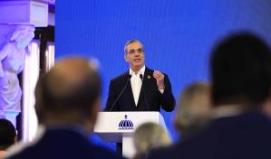 Abinader advierte a legisladores de su partido que deben apoyar la reforma constitucional "so pena