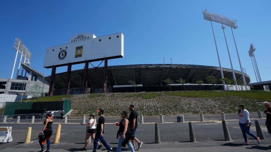 Atléticos de Oakland venderán participación en el Coliseo a un grupo local de desarrollo