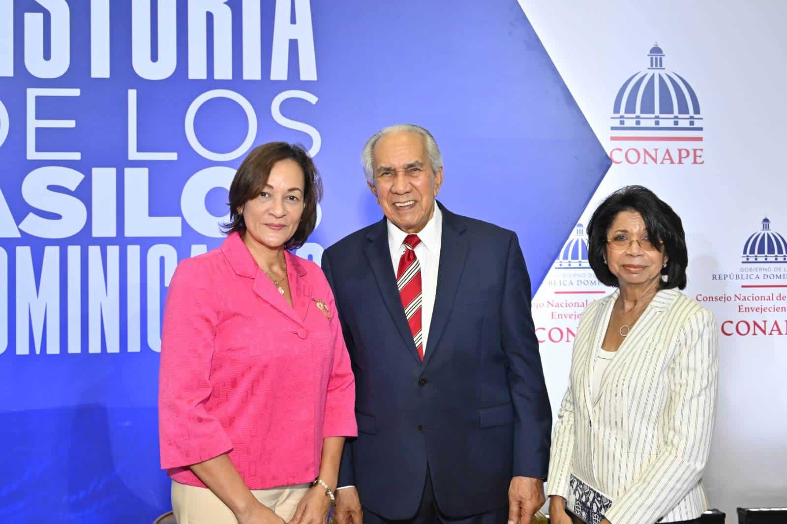 Lady Reyes, José García Ramírez y Rhina Ibert.