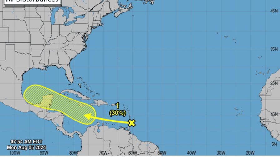 Lluvias dispersas en varias provincias este lunes; el miércoles incidirá onda tropical