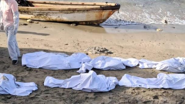 Encuentran embarcación con varias osamentas en Río San Juan
