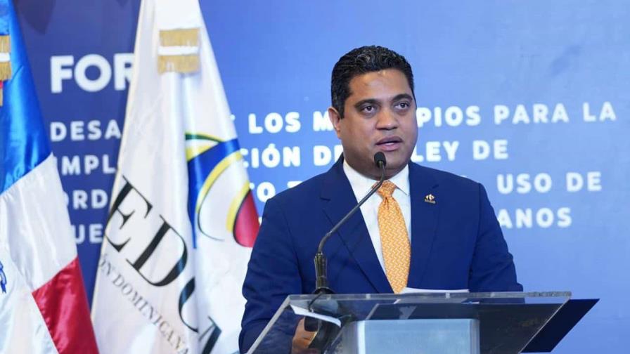 Kelvin Cruz lamenta la renuncia de la vicealcaldesa de La Vega