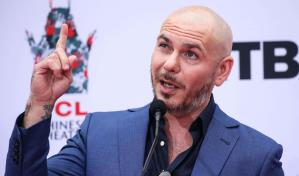 Pitbull obtiene derechos para nombrar estadio universitario