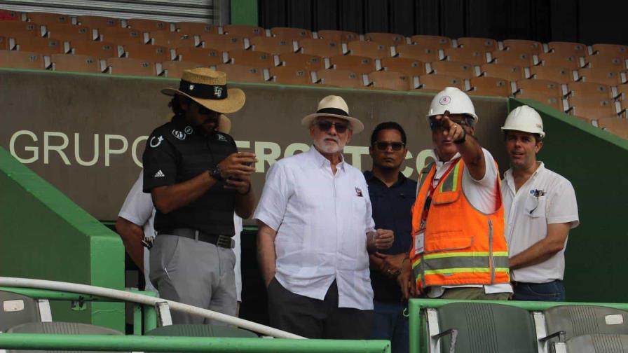 Presidente de LIDOM inspecciona trabajos  en el estadio Tetelo Vargas