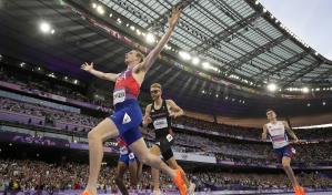 Sorpresa ol&iacute;mpica: Cole Hocker sorprende en los 1,500 masculinos por delante de Kerr e Ingebrigtsen