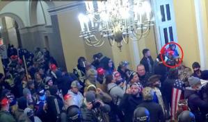 Mujer introdujo espada, látigo y otras armas en el Capitolio durante disturbios del 2021, afirma FBI