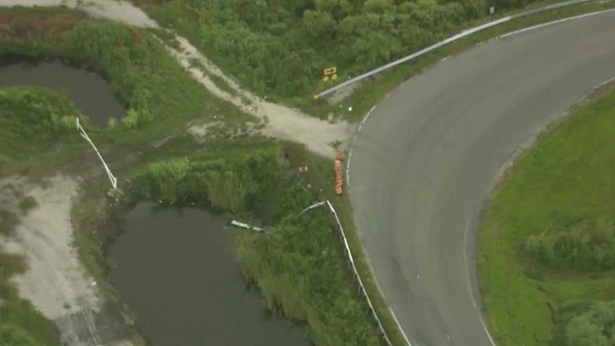 Mueren 9 personas tras volcadura de camioneta en un canal del sur de Florida, dicen autoridades