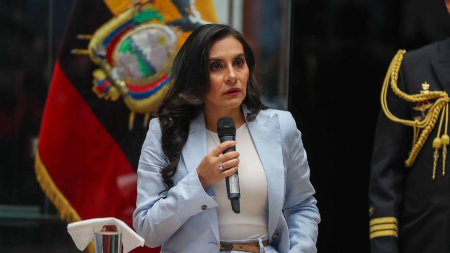 El Ministerio de Trabajo suspende por 150 días a la vicepresidenta de Ecuador