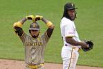 Arráez batea doble productor en la 9na y Padres remontan para superar a Piratas Arráez batea doble productor en la 9na y Padres remontan para superar a Piratas