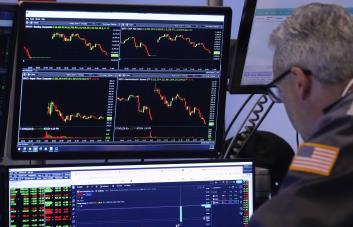 Wall Street cierra con una notable subida en la peor semana para el Dow desde 2023