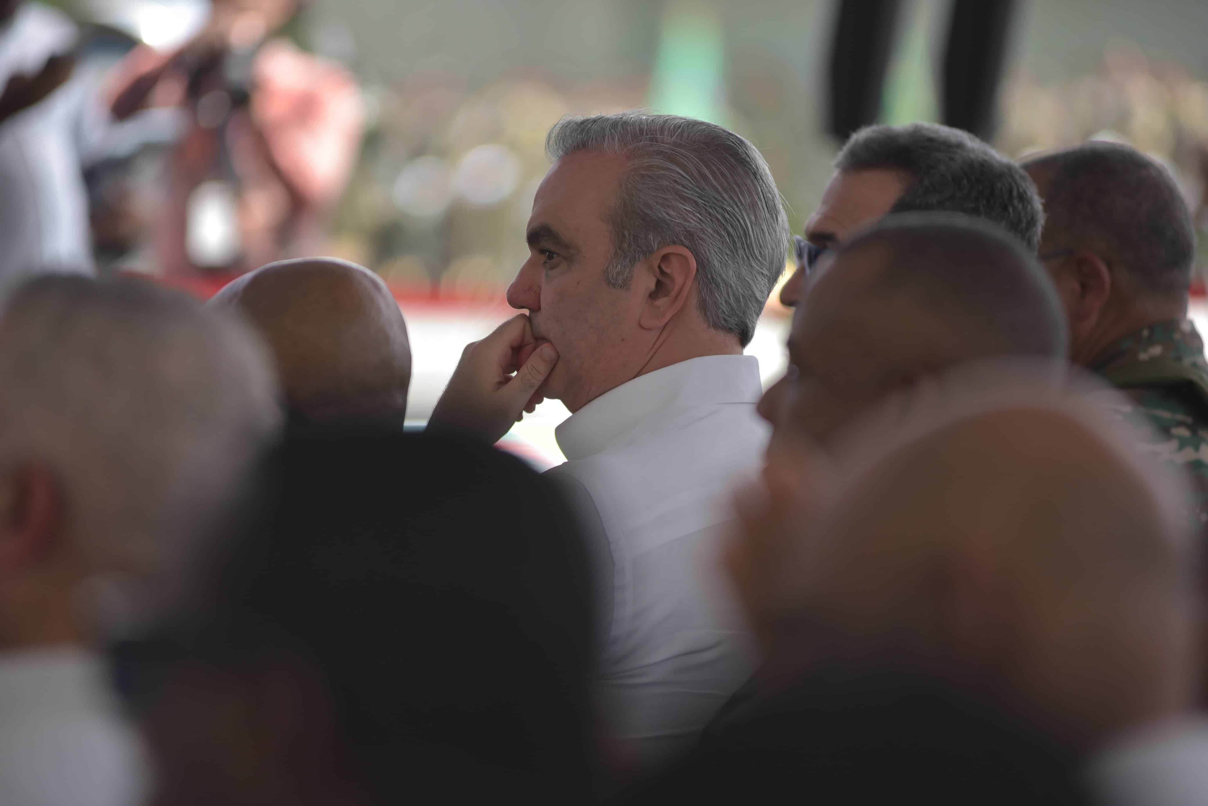 Luis Abinader entrega primera etapa del proyecto hanitacional Santa Ana, en San Francisco de Macorís.