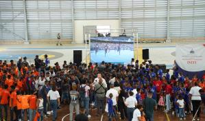 INEFI proyecta el triunfo de Marileidy Paulino a estudiantes del Nuevo Domingo Savio