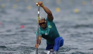 Brasile&ntilde;o Queiroz alcanza plata en final de C1-1000, su quinta medalla ol&iacute;mpica