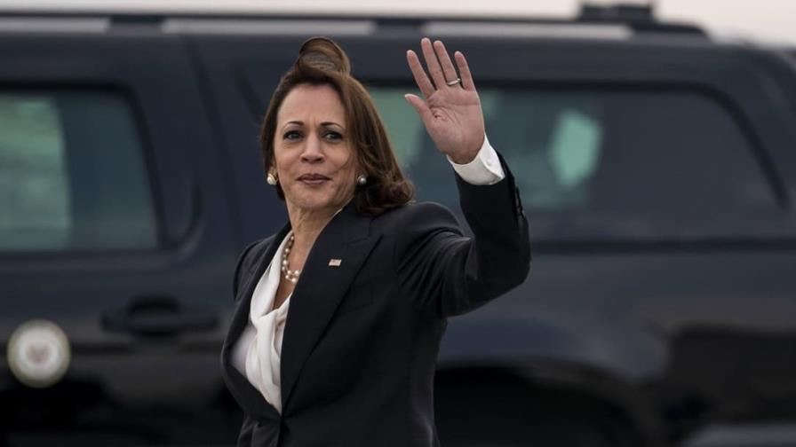 Harris enfrenta hoy a votantes indecisos en su visita a la estratégica Arizona