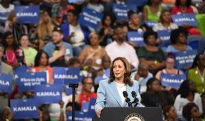 Kamala Harris y Joe Biden en acto público conjunto el 15 de agosto