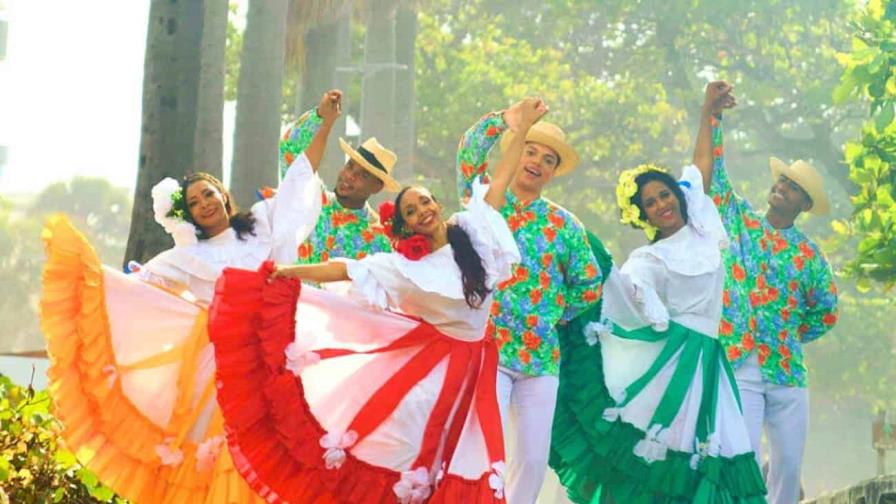 Ballet Folklórico Nacional Dominicano en festival de Francia