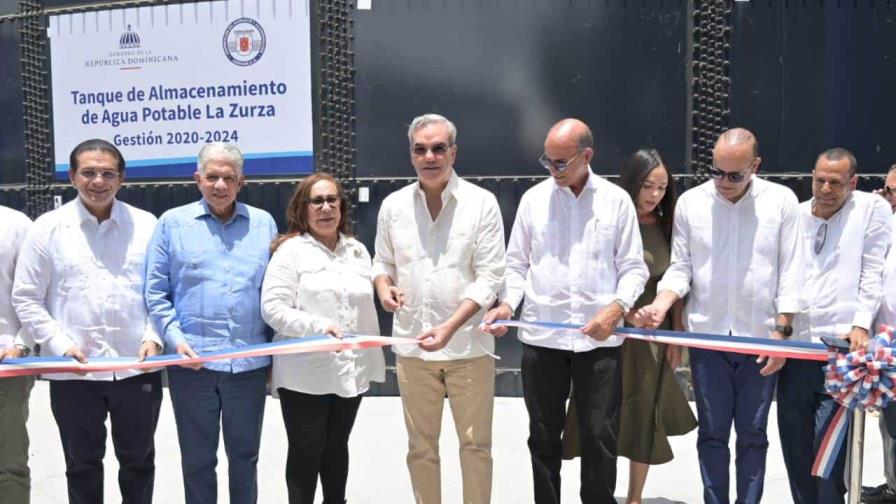 El gobierno dominicano inaugura siete obras de servicio y entrega 250 apartamentos