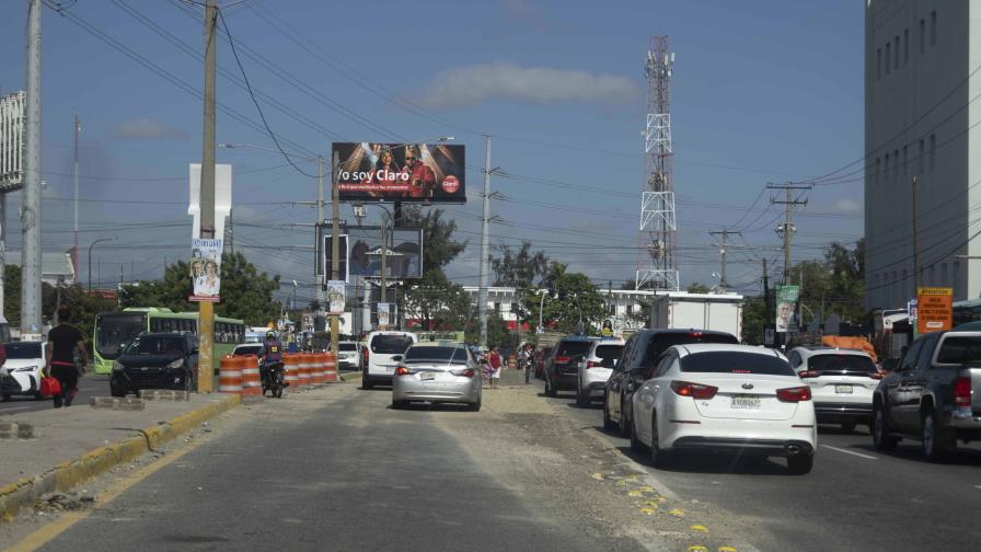 Habilitan rutas alternas por construcción de paso a desnivel en la 27 de Febrero con Isabel Aguiar