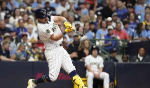 Jonrón de Hoskins en la octava lleva a la victoria 1-0 de Cerveceros ante Rojos