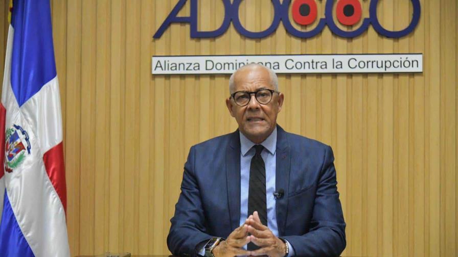 Adocco anuncia apoyo a propuesta de reforma constitucional de Luis Abinader