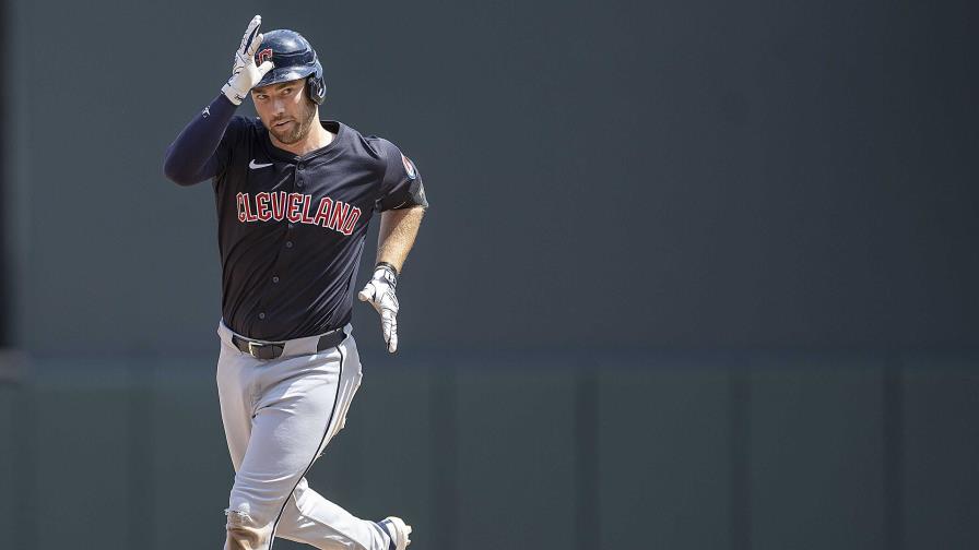 Fry y Ramírez conectan jonrón y Guardianes vencen 5-3 a Mellizos dividiendo serie de 4 juegos