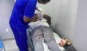 Multitud agrede a tres agentes de Migración en Buenos Aires de Herrera