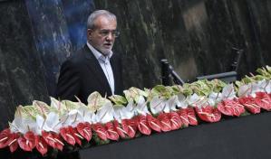 El nuevo gobierno de Pezeshkian en Irán ya enfrenta críticas y la renuncia de un vicepresidente