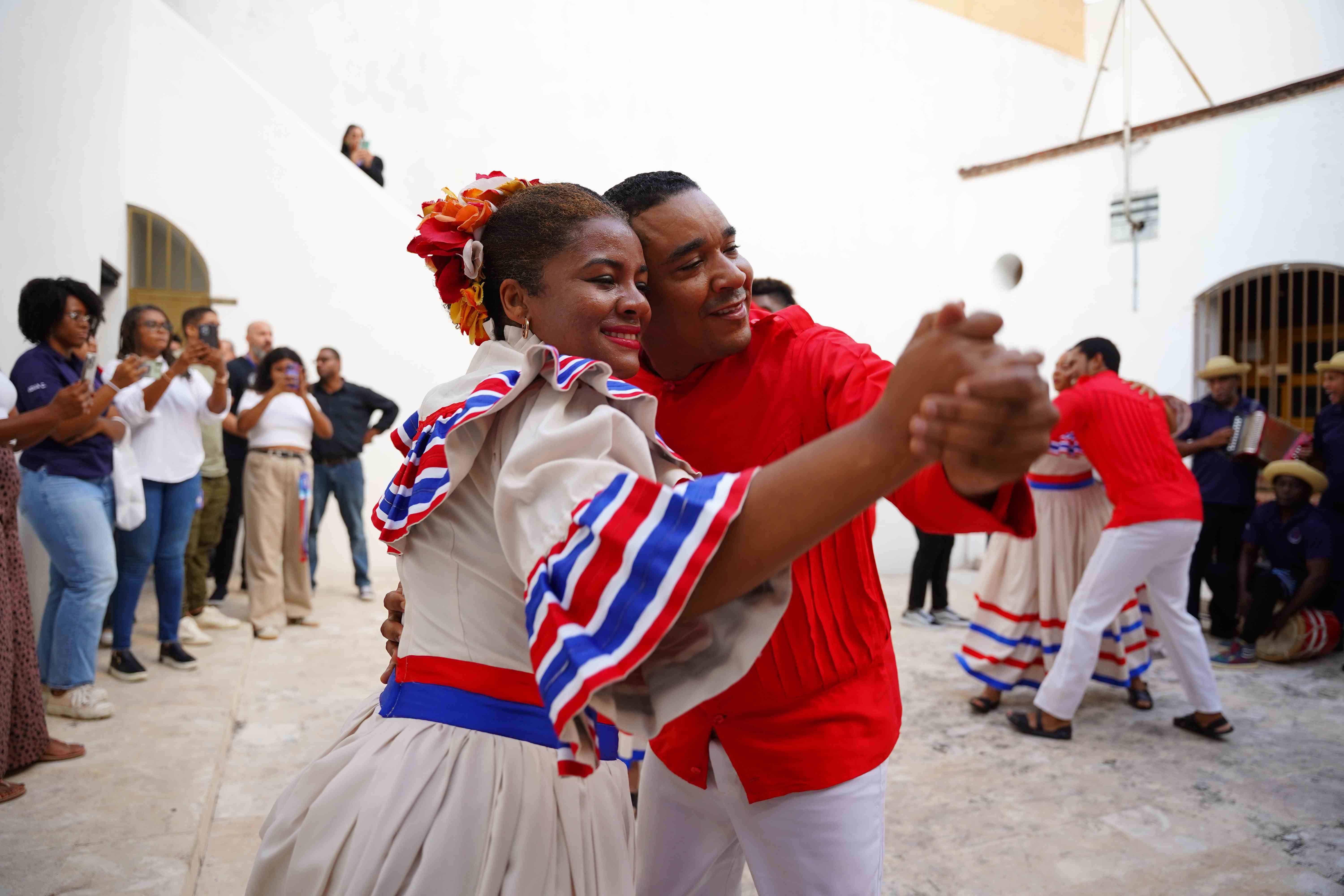 Una sesión de merengue en la actividad.